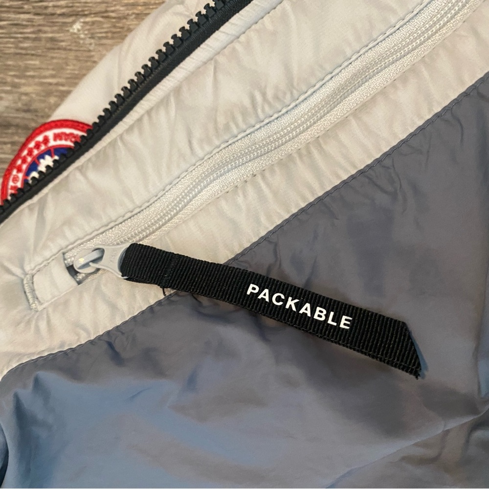 Canada Goose Bomber jacket - Picture 4 of 5